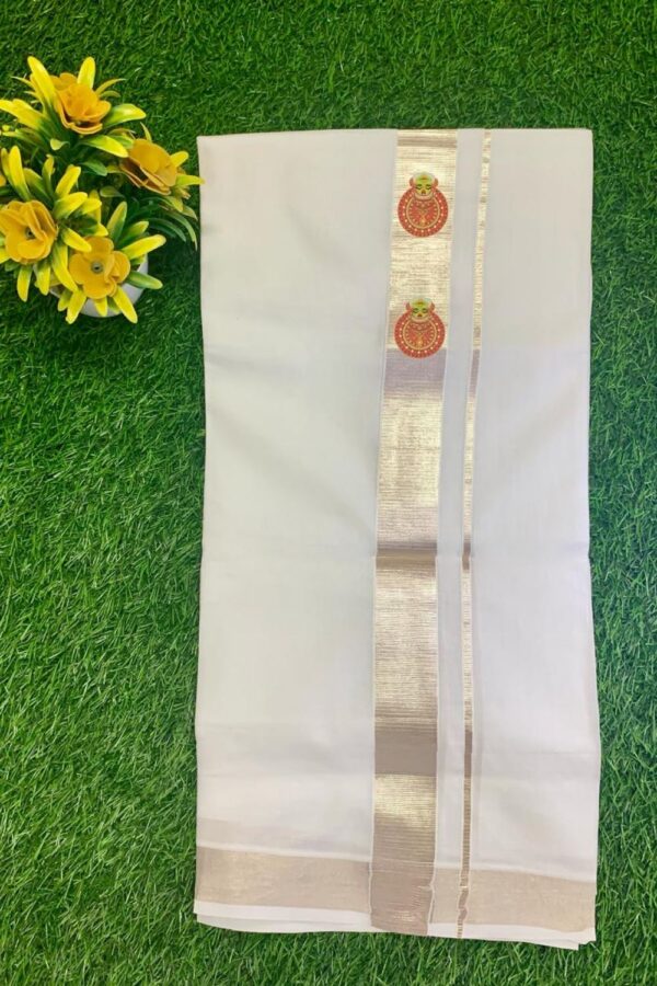 Cotton Bleech – 1 ½ Inch Silver Border with Kathakali Small Print Dhoti